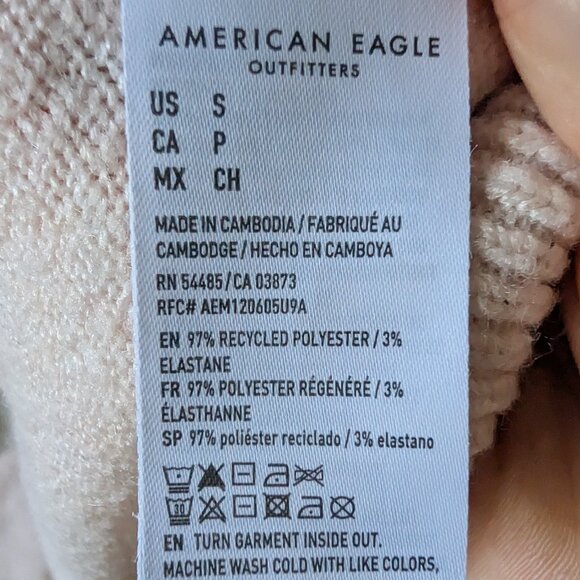 3/$30 American Eagle ballet pink lightweight sweater - Picture 7 of 7